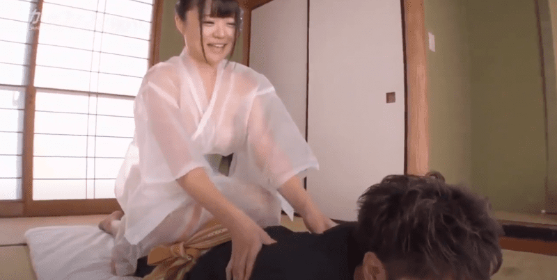 Cô nữ sinh dâm dục tằng tịu với ông anh họ