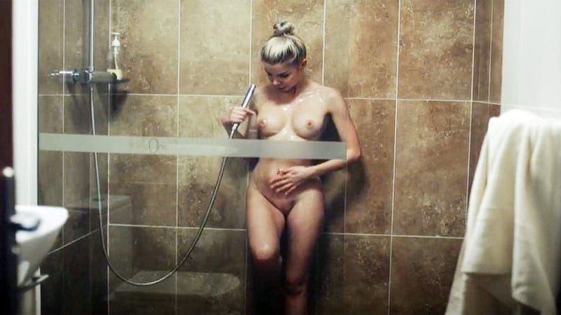 Phim sex em gái cà rỡn lên cơn chơi les